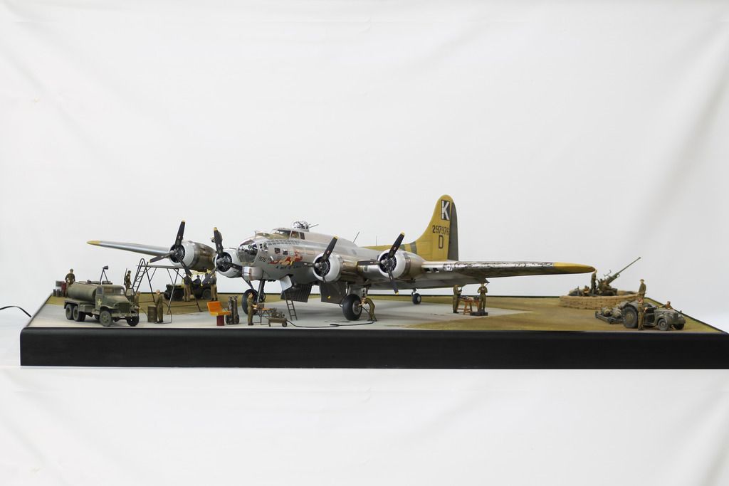 1/32 B-17G Diorama - Ready For Inspection - Aircraft - Britmodeller.com